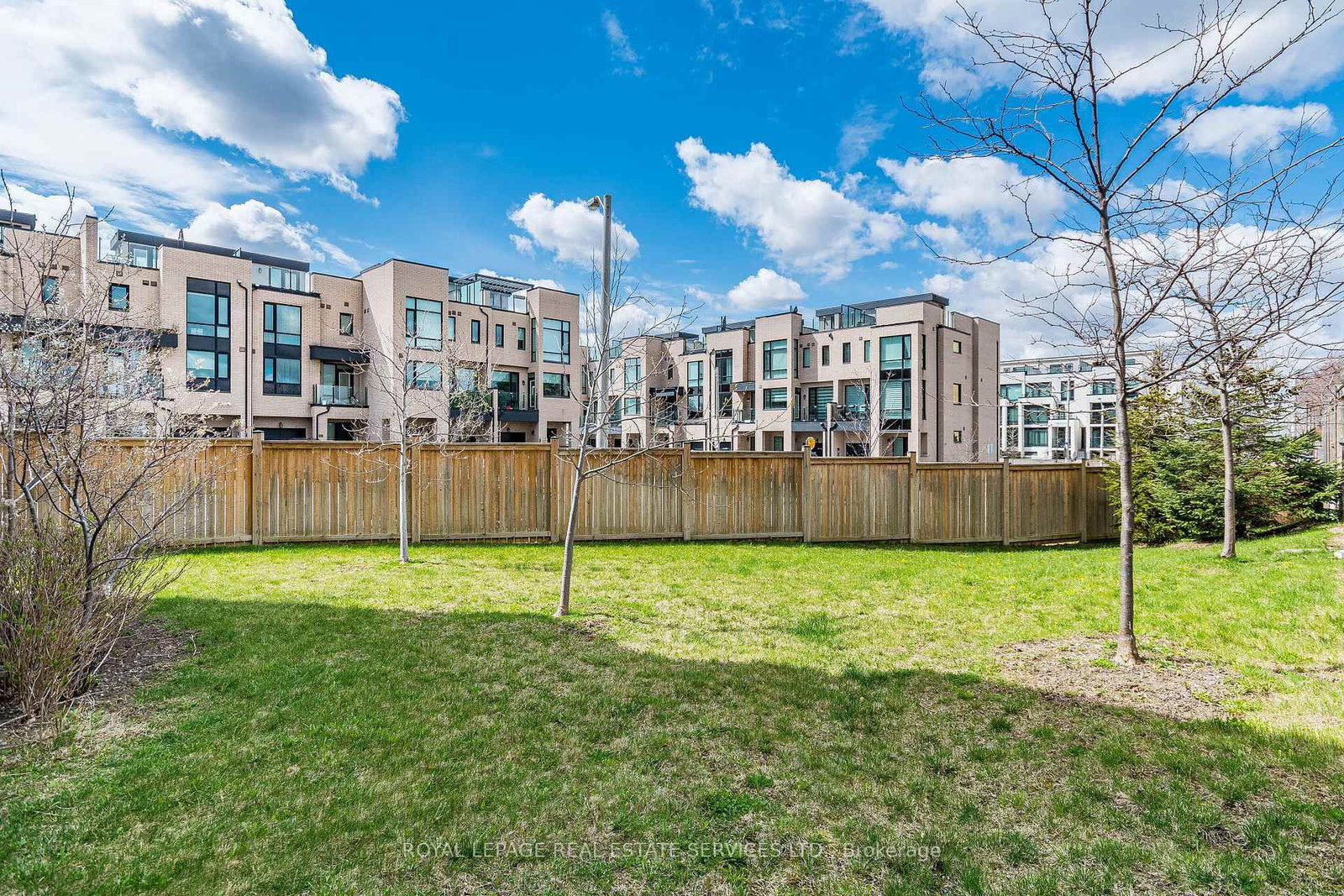 82 Pony Farm Drive • Toronto, ON photo 39