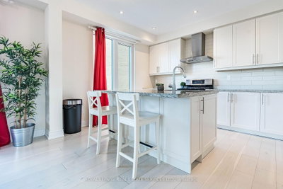 82 Pony Farm Drive • Toronto, ON photo 8