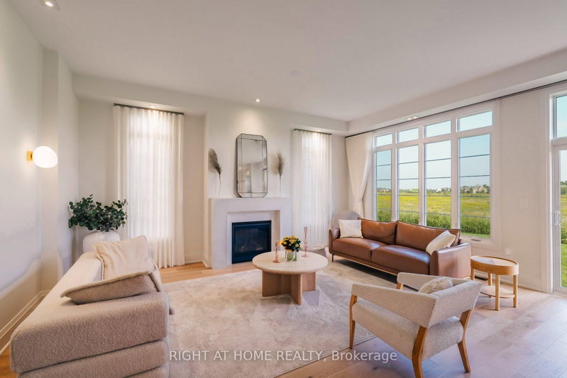 26 Misted Breeze Street