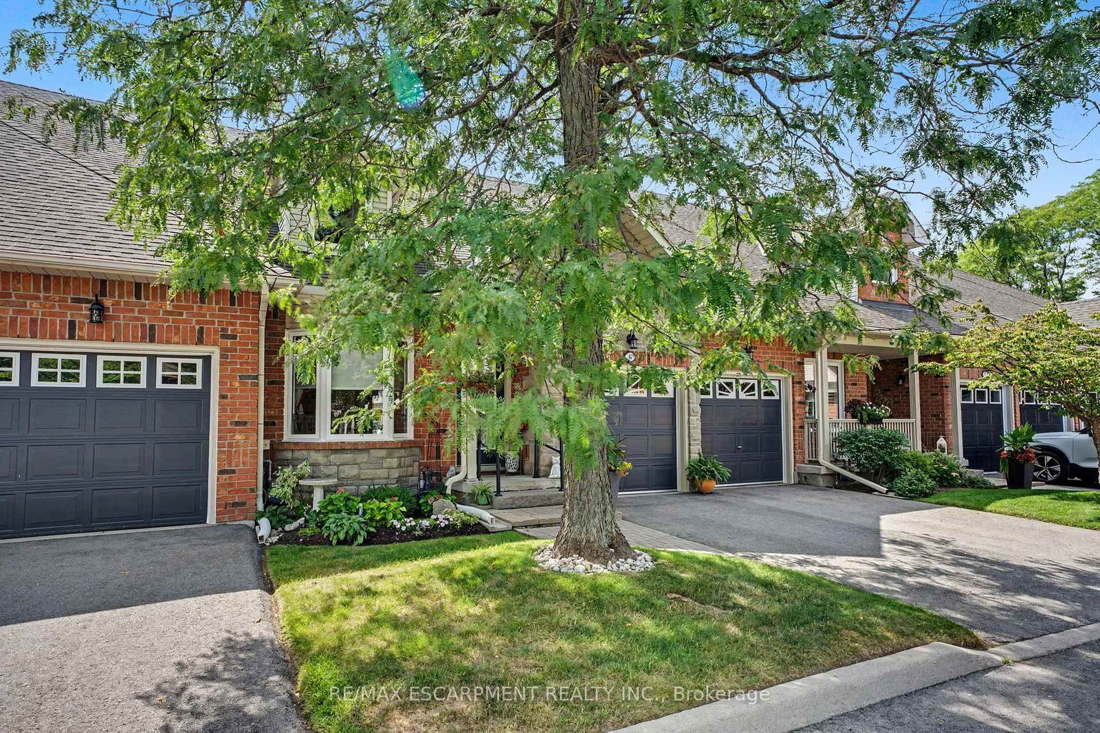 1275 Stephenson Drive • #6 • Burlington, ON photo 3