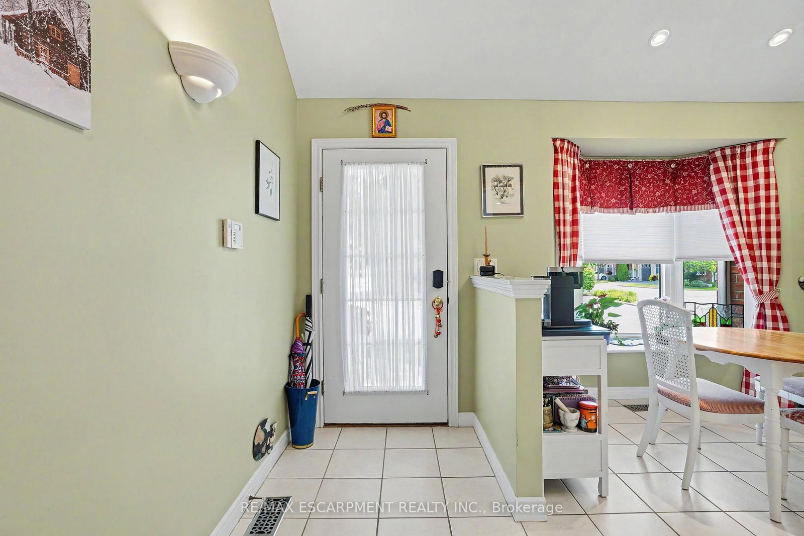 1275 Stephenson Drive • #6 • Burlington, ON photo 4