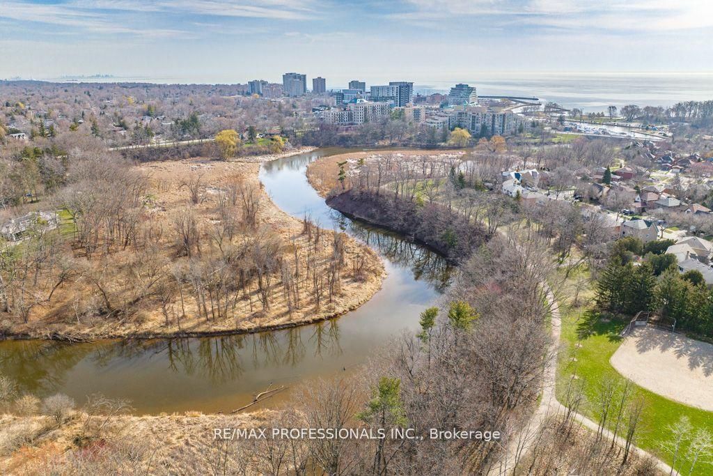 3125 Riverview Street • Oakville, ON photo 40