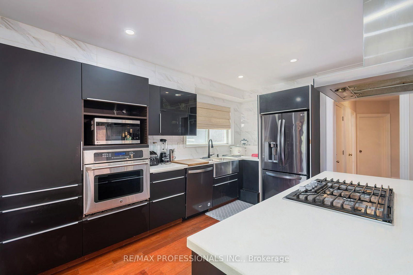 1360 Lewisham Drive • Mississauga, ON photo 9