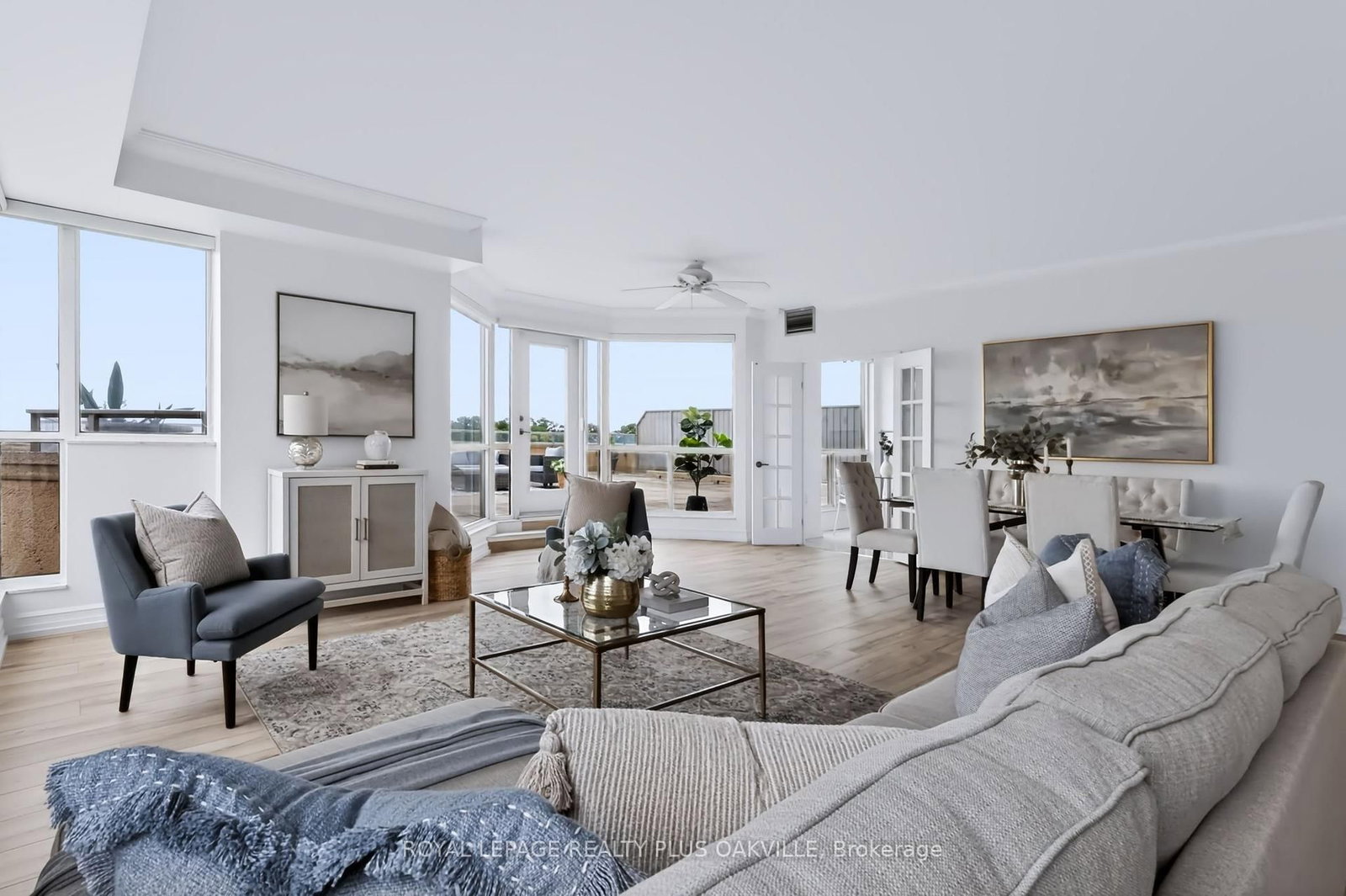 2511 Lakeshore Road W • #712 • Oakville, ON photo 15