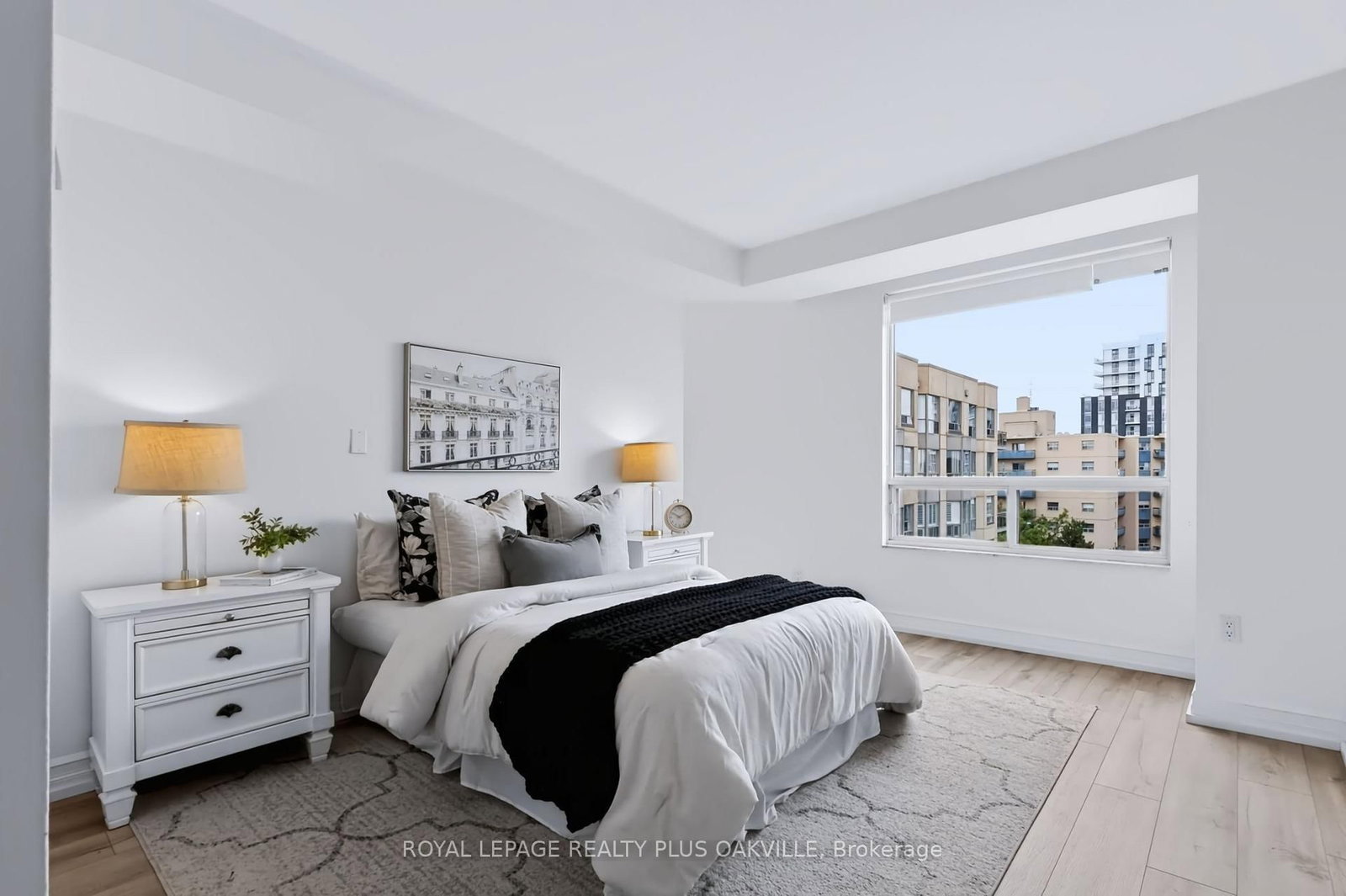 2511 Lakeshore Road W • #712 • Oakville, ON photo 25