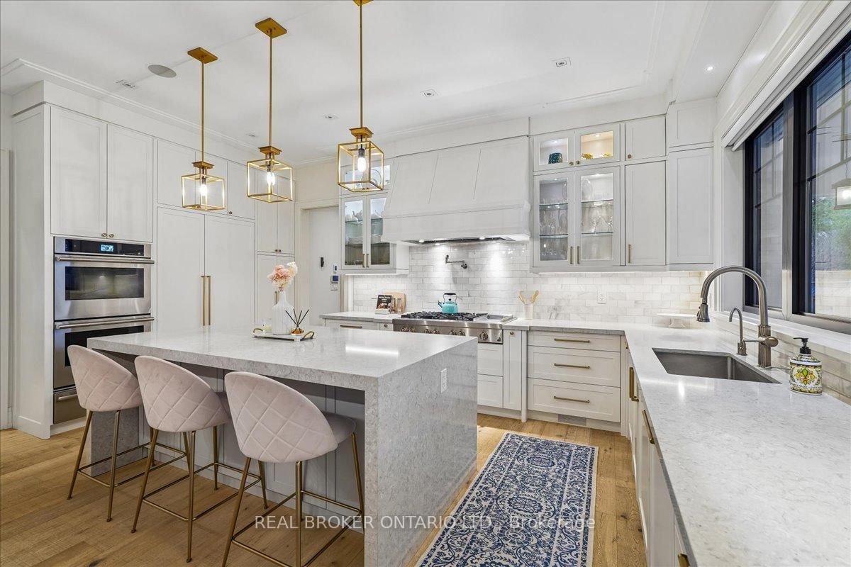 1445 Skyline Drive • Mississauga, ON photo 12