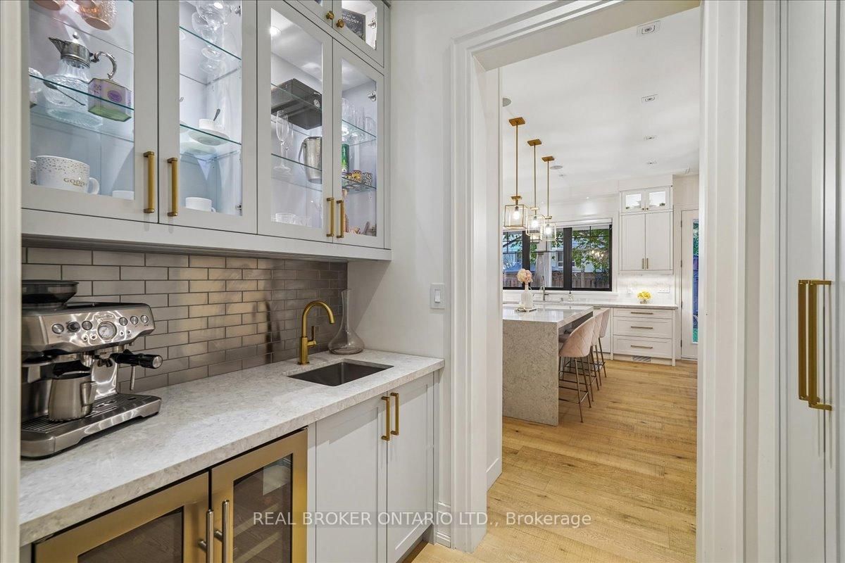 1445 Skyline Drive • Mississauga, ON photo 17