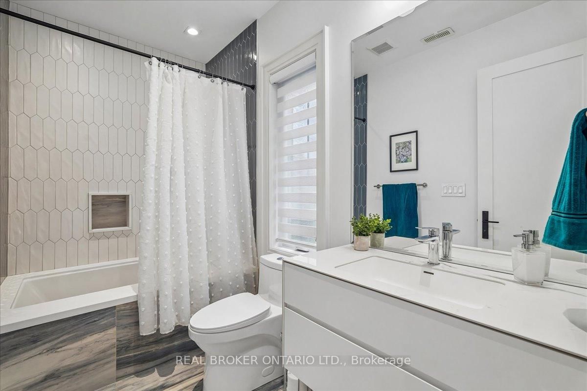 1445 Skyline Drive • Mississauga, ON photo 36