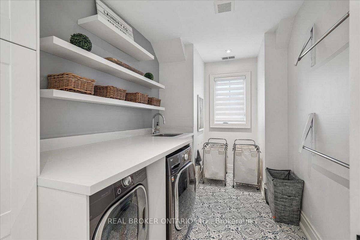 1445 Skyline Drive • Mississauga, ON photo 39