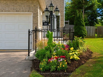 20 Kesteven Crescent • Brampton, ON photo 4