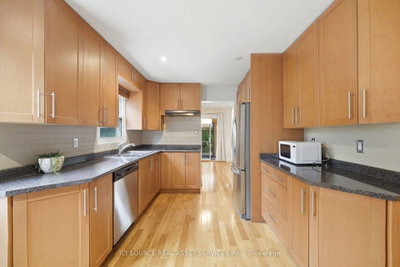 20 Kesteven Crescent • Brampton, ON photo 9