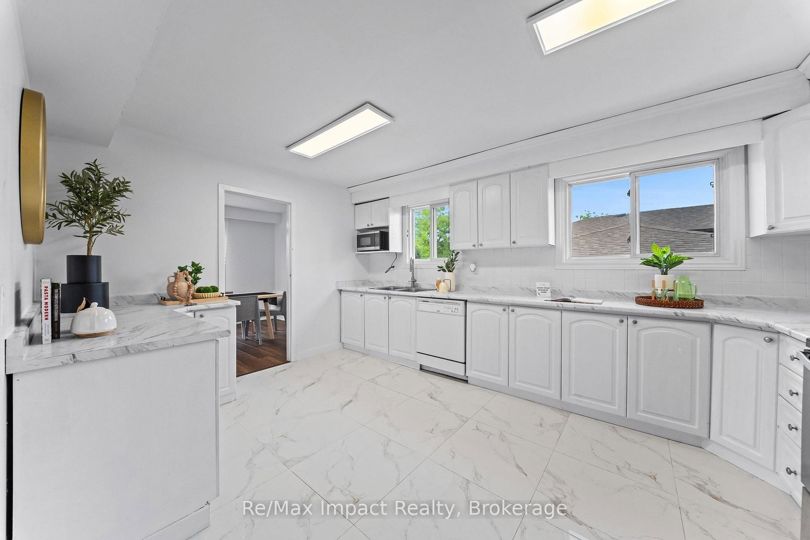 3874 Brandon Gate Drive • Mississauga, ON photo 8