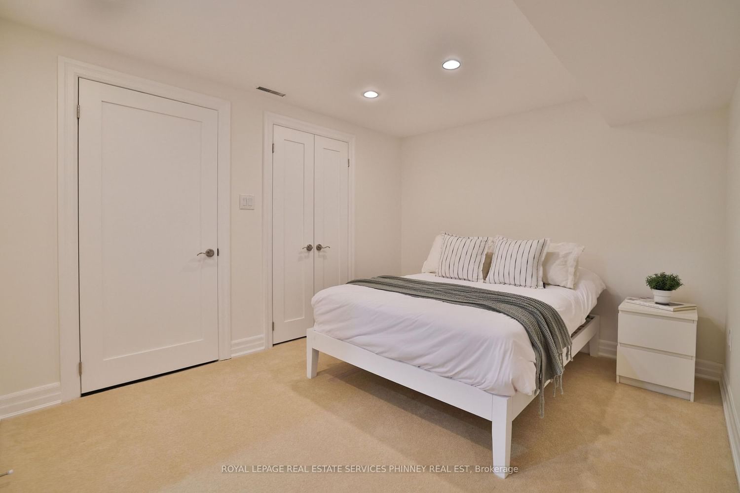 1066 Stockwell Avenue • Mississauga, ON photo 27