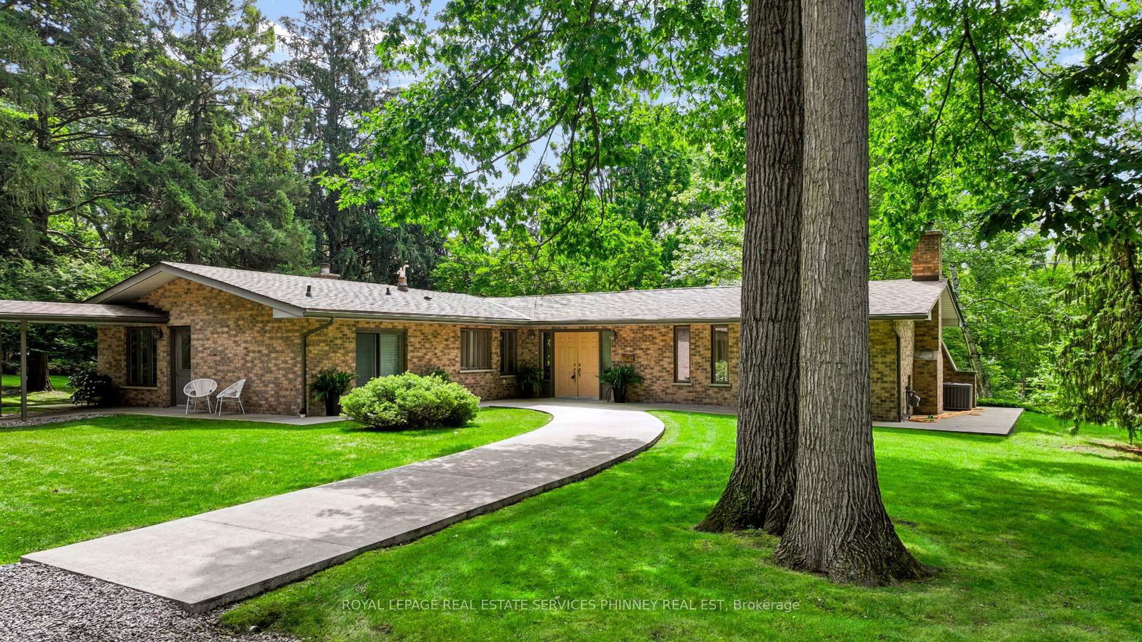 1066 Stockwell Avenue • Mississauga, ON photo 3