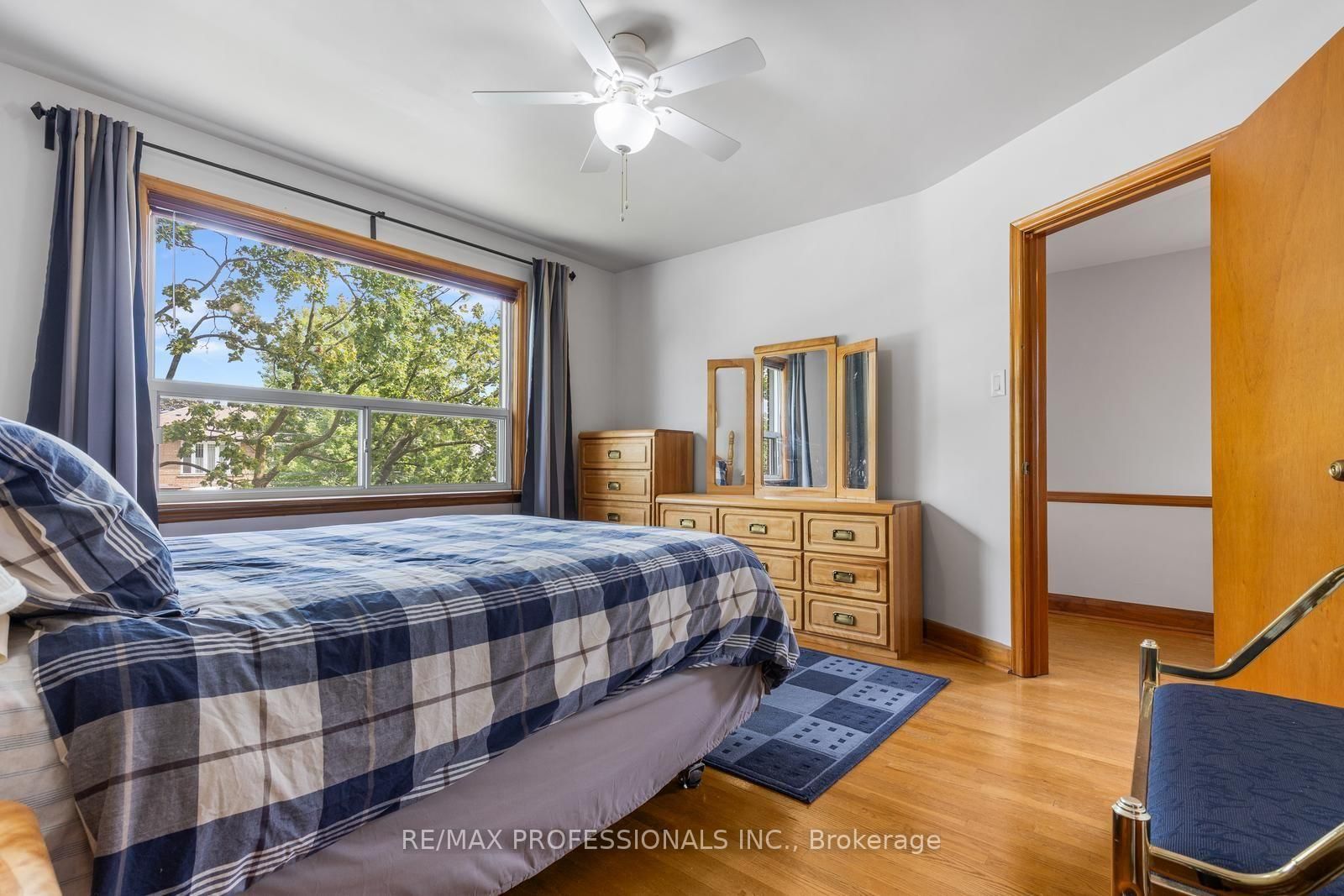 122 Treeview Drive • Toronto, ON photo 15