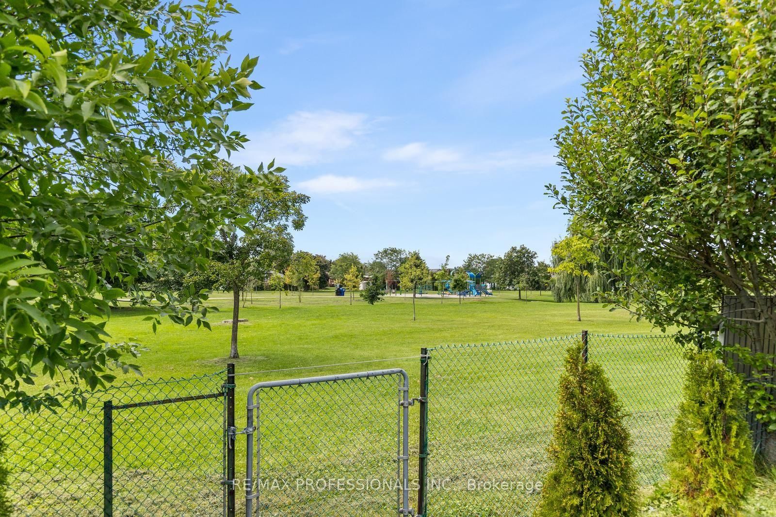 122 Treeview Drive • Toronto, ON photo 29