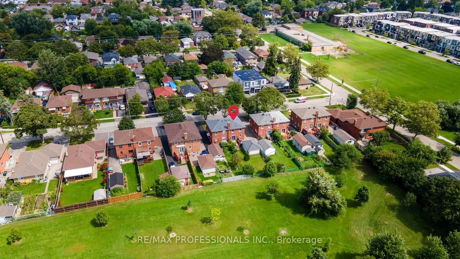 122 Treeview Drive • Toronto, ON photo 34