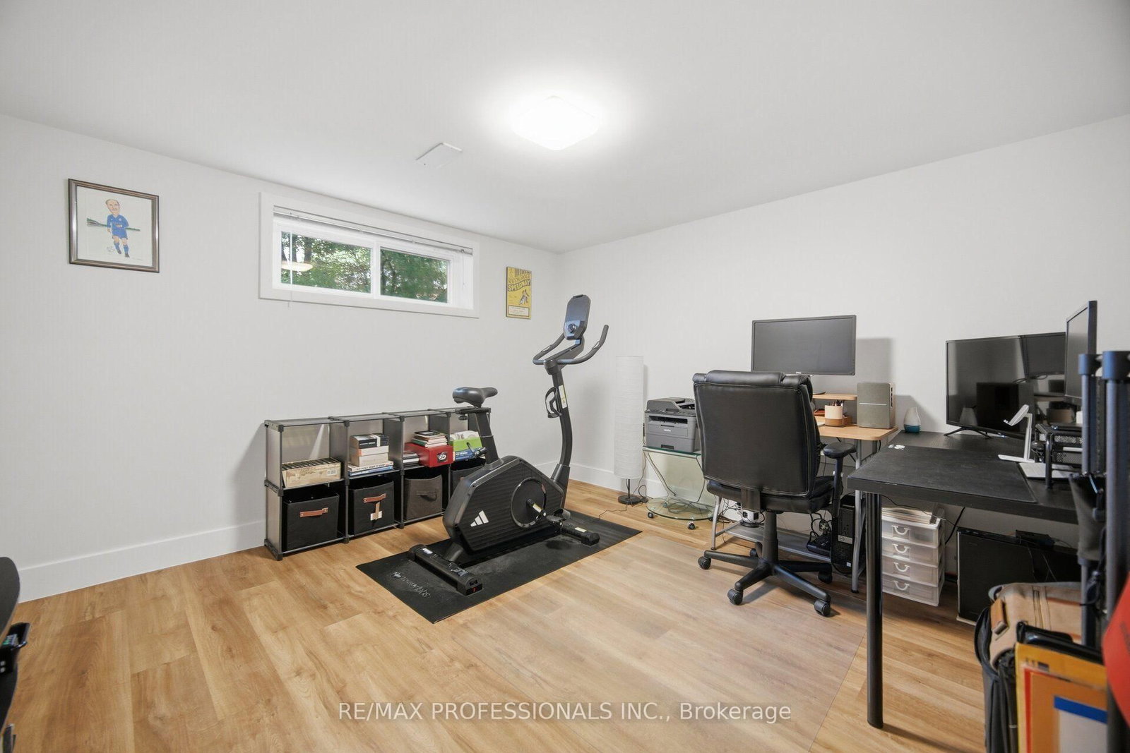 8 Beaverbrook Avenue • Toronto, ON photo 34