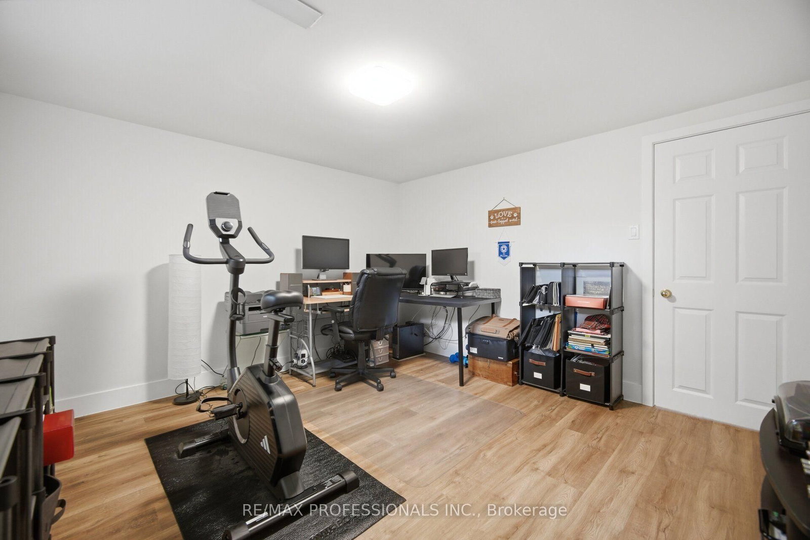 8 Beaverbrook Avenue • Toronto, ON photo 35