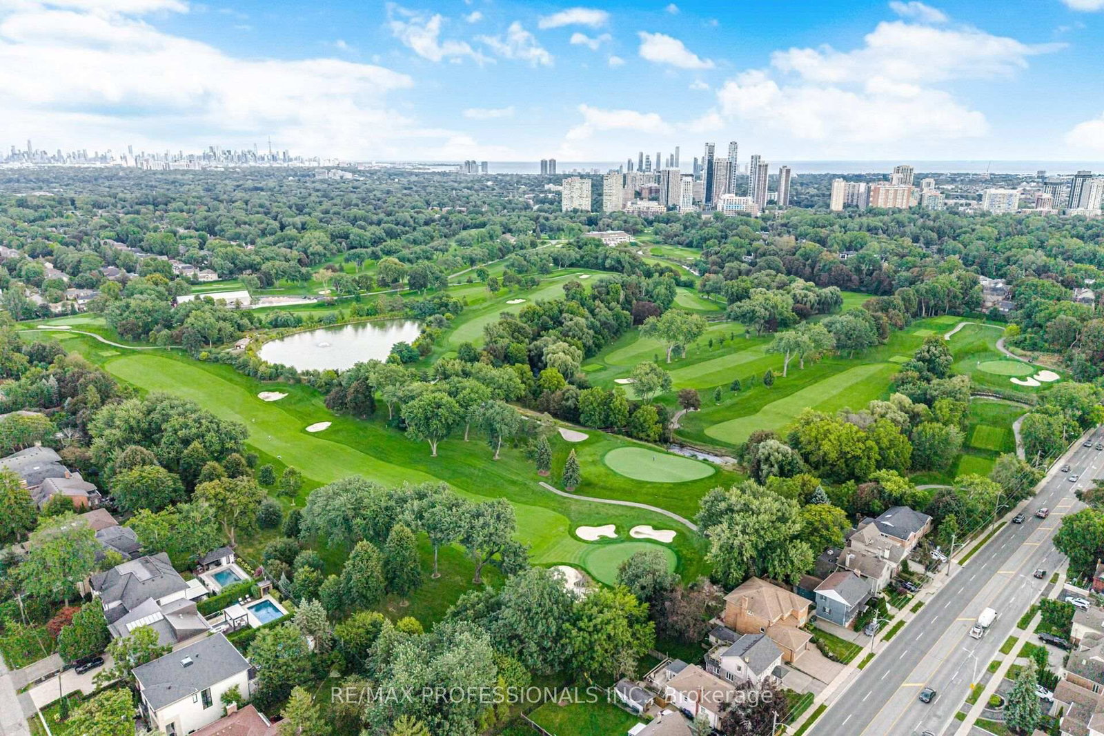 8 Beaverbrook Avenue • Toronto, ON photo 49