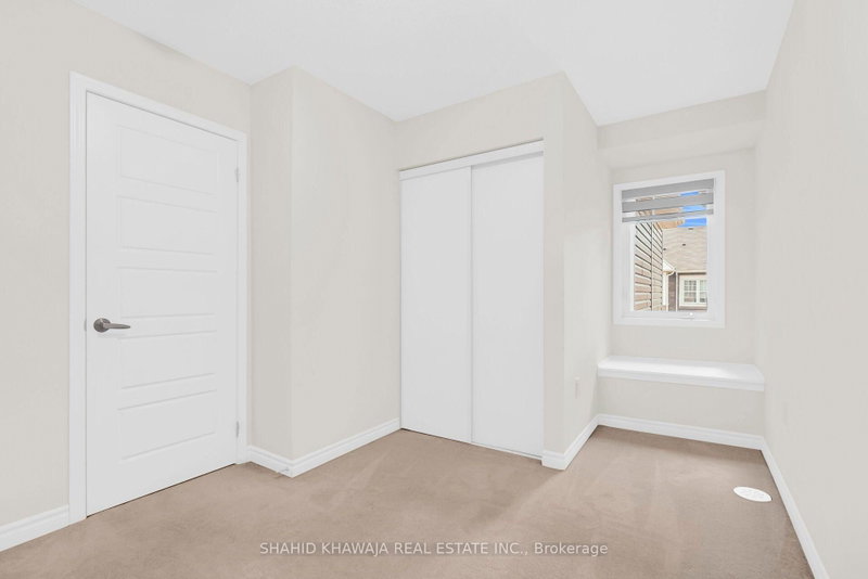 1000 Asleton Milton,ON L9T 9L5 — Photo 35