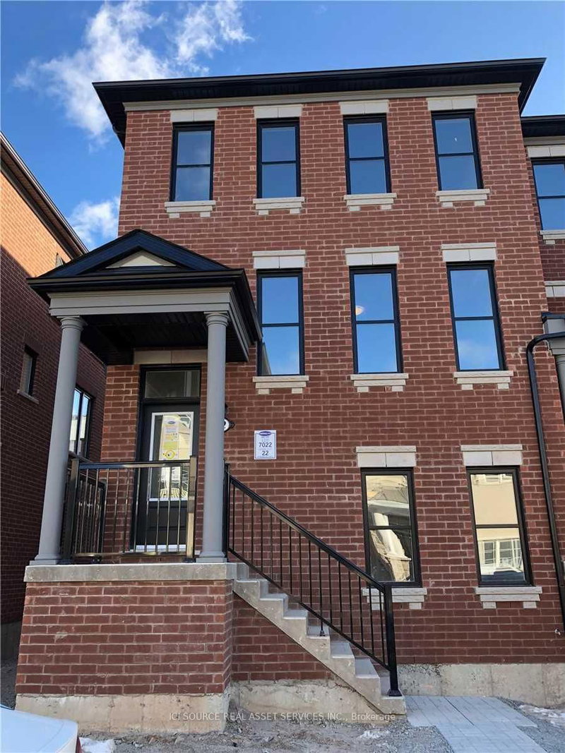 22 - 975 Whitlock Avenue