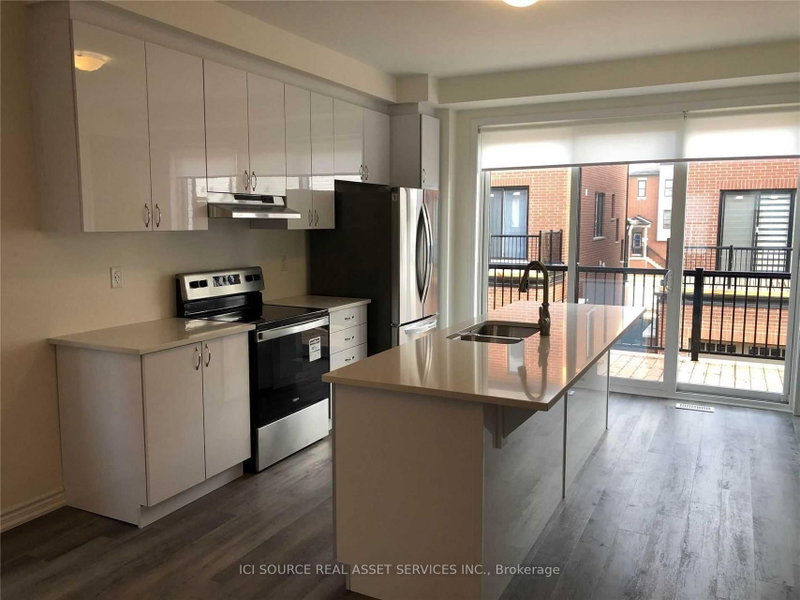 22 - 975 Whitlock Avenue