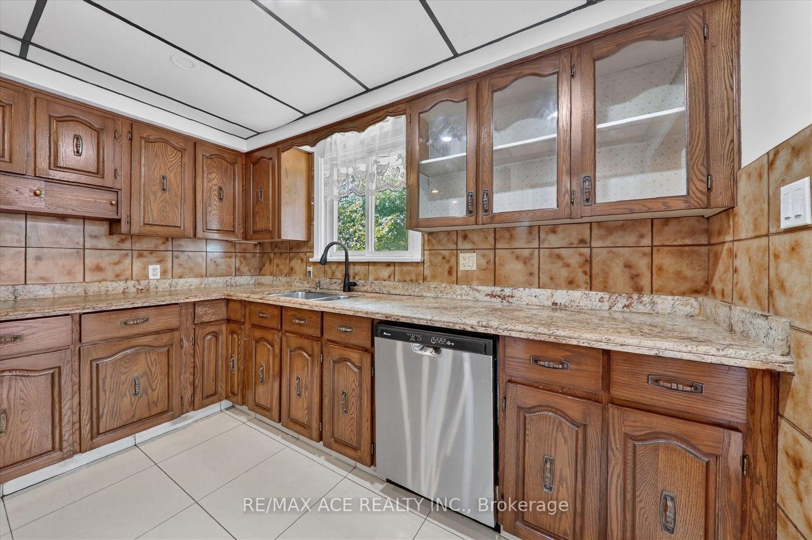 3 Pipestone Place • Toronto, ON photo 22