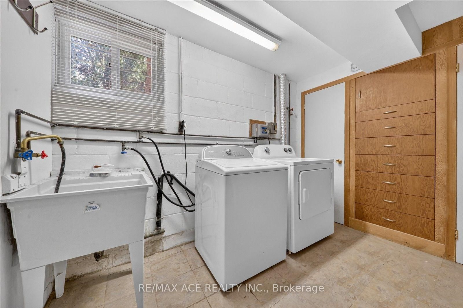 3 Pipestone Place • Toronto, ON photo 38