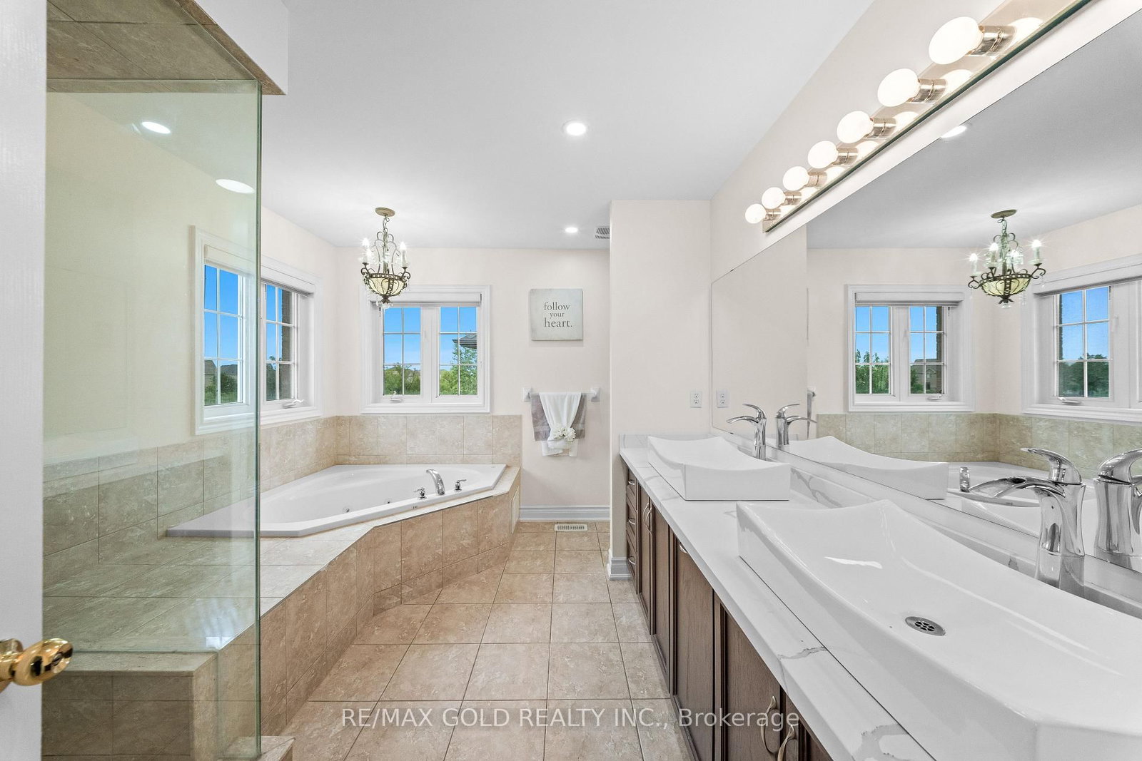 155 Bellchase Trail • Brampton, ON photo 17