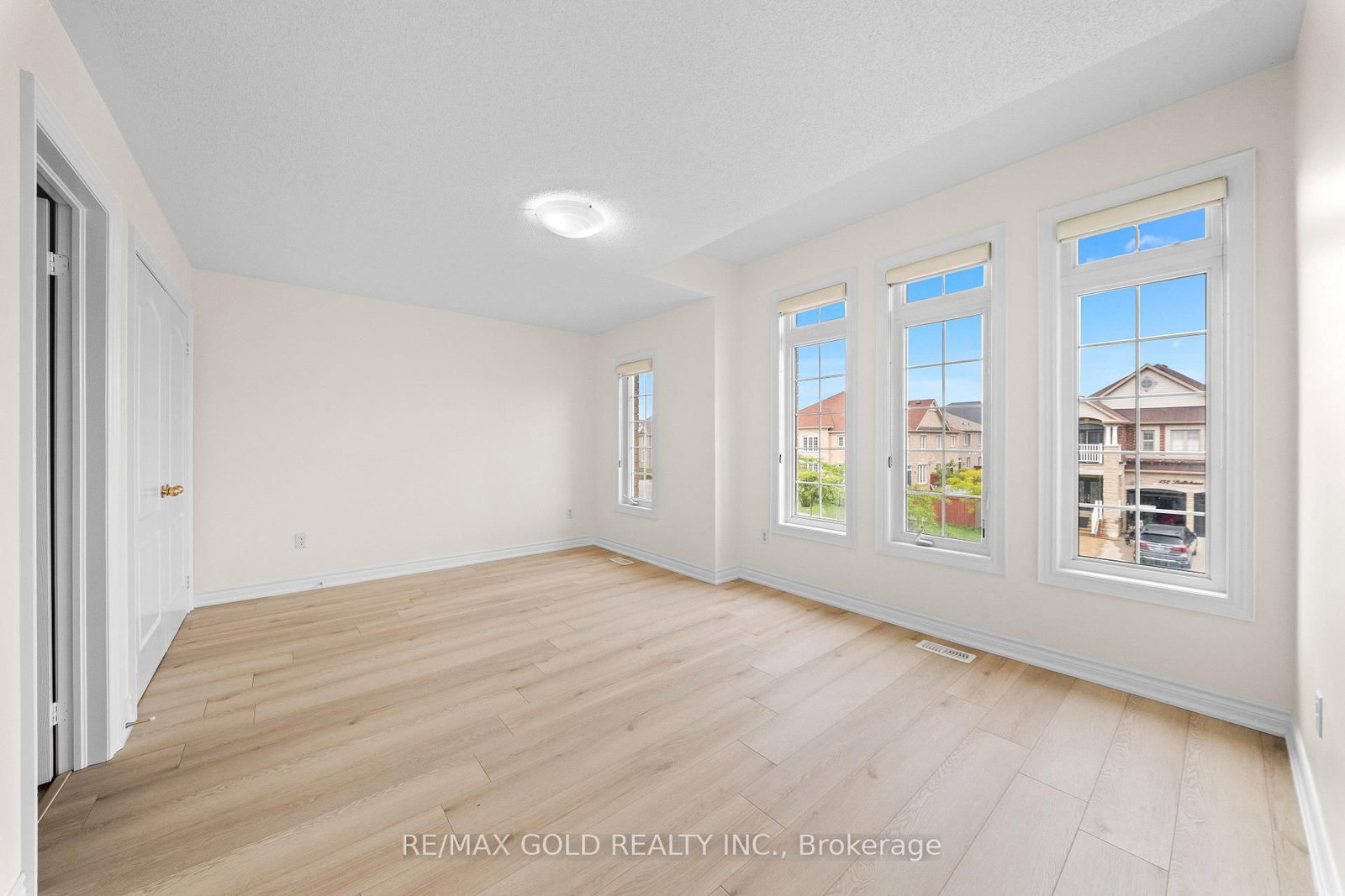 155 Bellchase Trail • Brampton, ON photo 20
