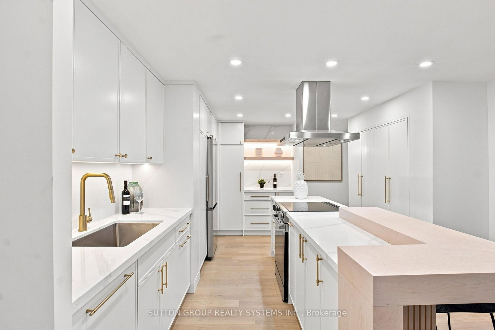 812 Burnhamthorpe Road • #1504 • Toronto, ON photo 15