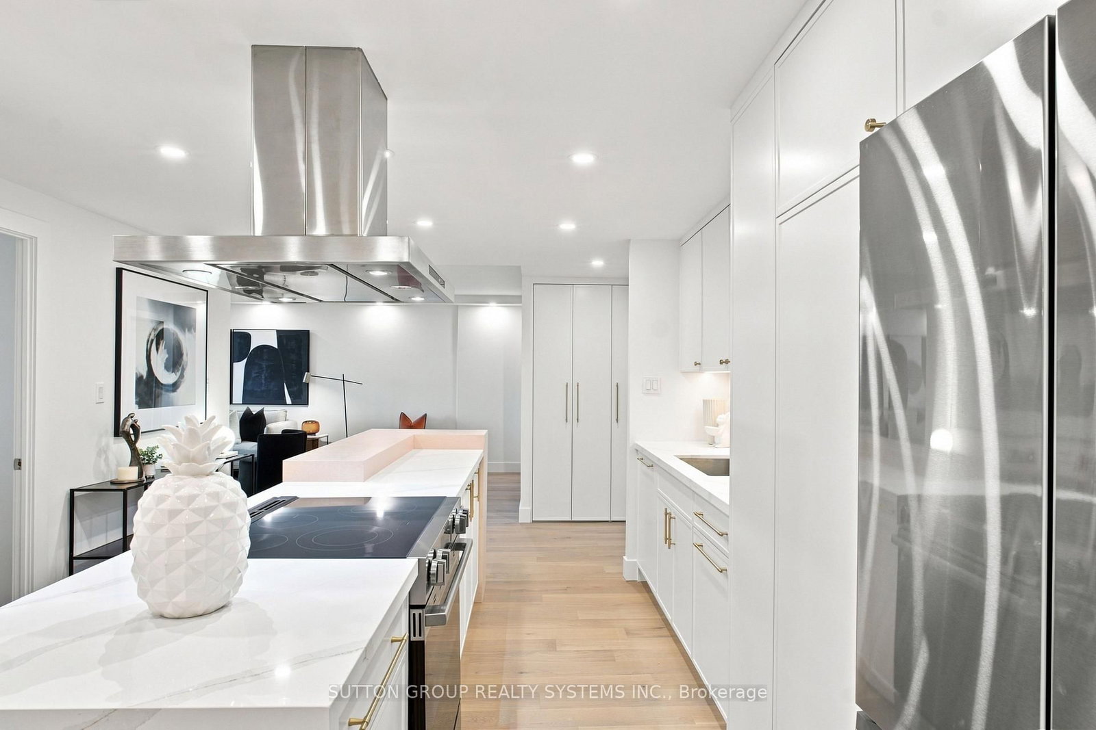 812 Burnhamthorpe Road • #1504 • Toronto, ON photo 19