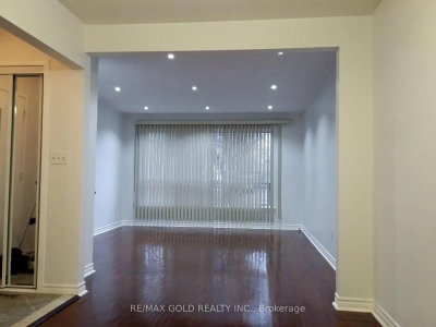 7 Forsythia Brampton,ON L6T 2G2 — Photo 3