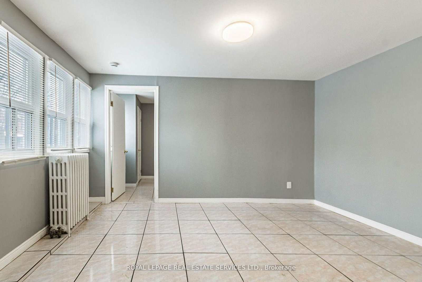 1160 Dufferin Toronto,ON M6H 4B8 — Photo 16