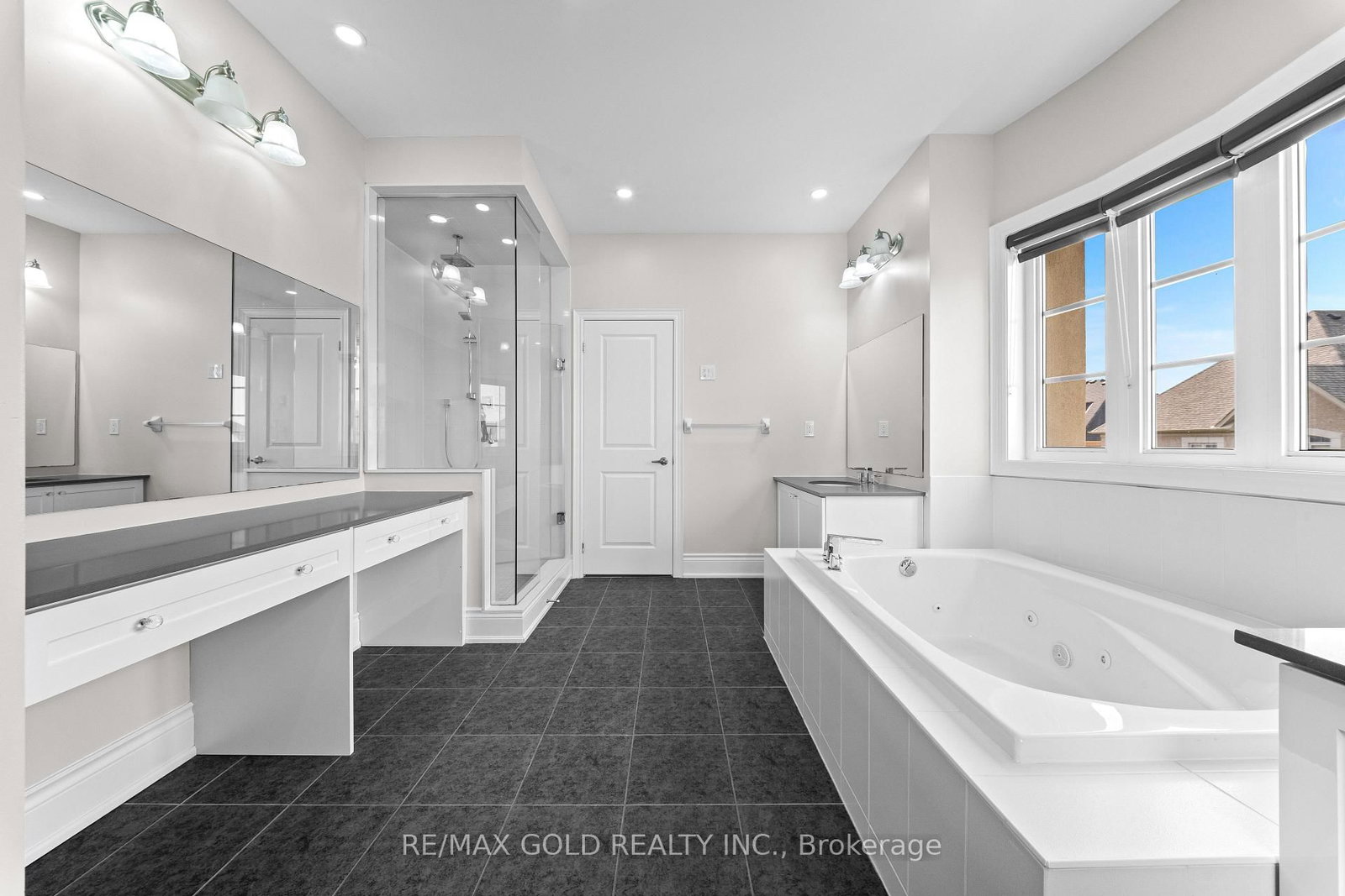 54 Gordon Randle Drive • Brampton, ON photo 20