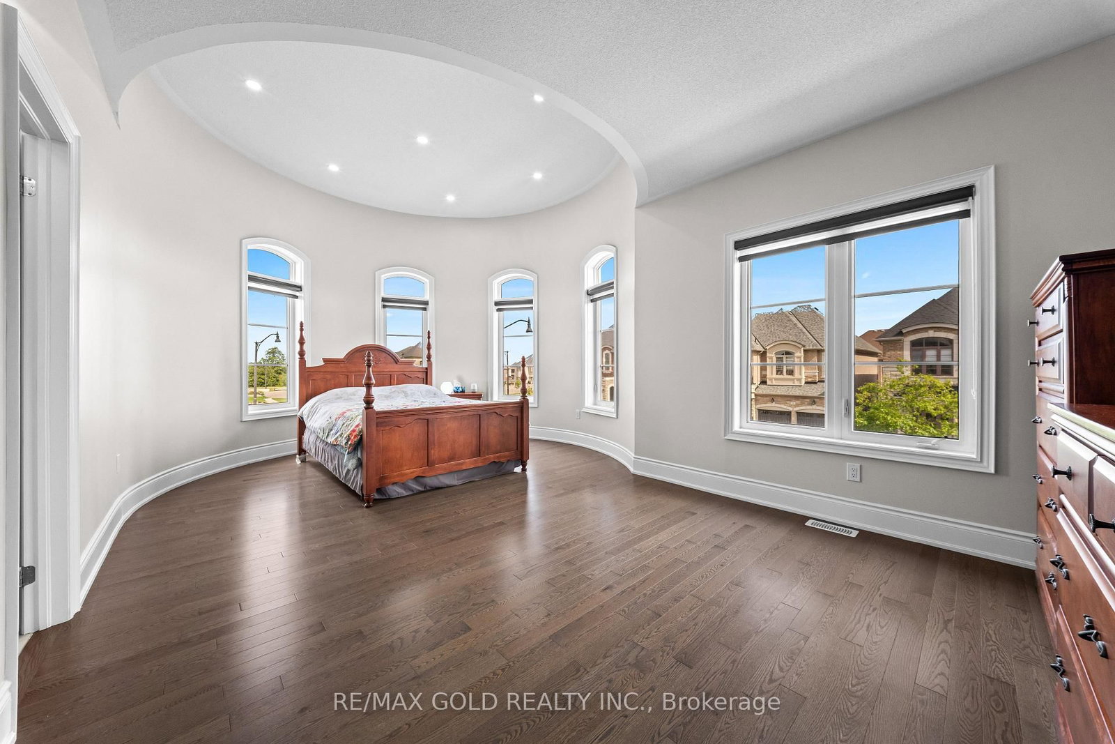 54 Gordon Randle Drive • Brampton, ON photo 23