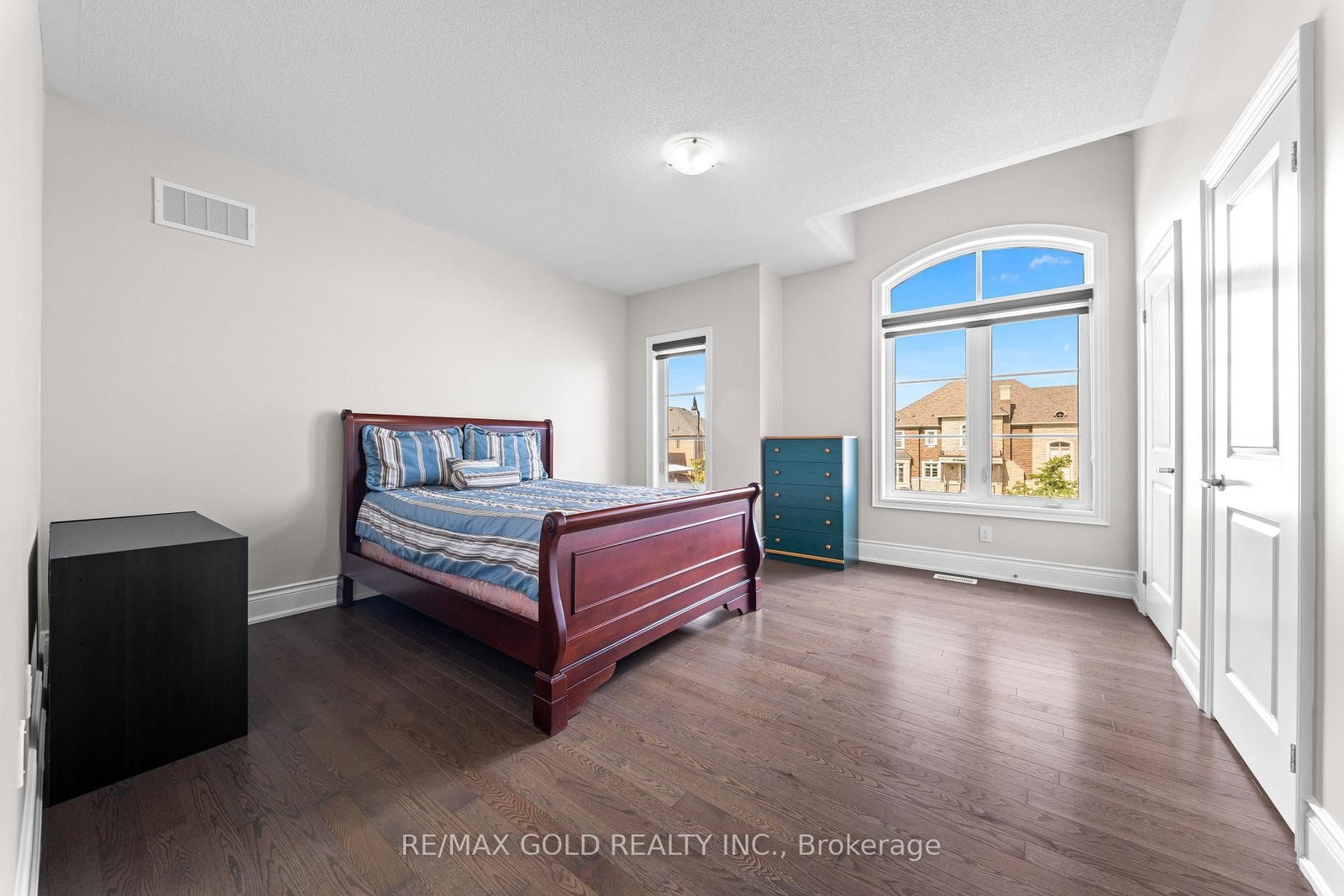 54 Gordon Randle Drive • Brampton, ON photo 25