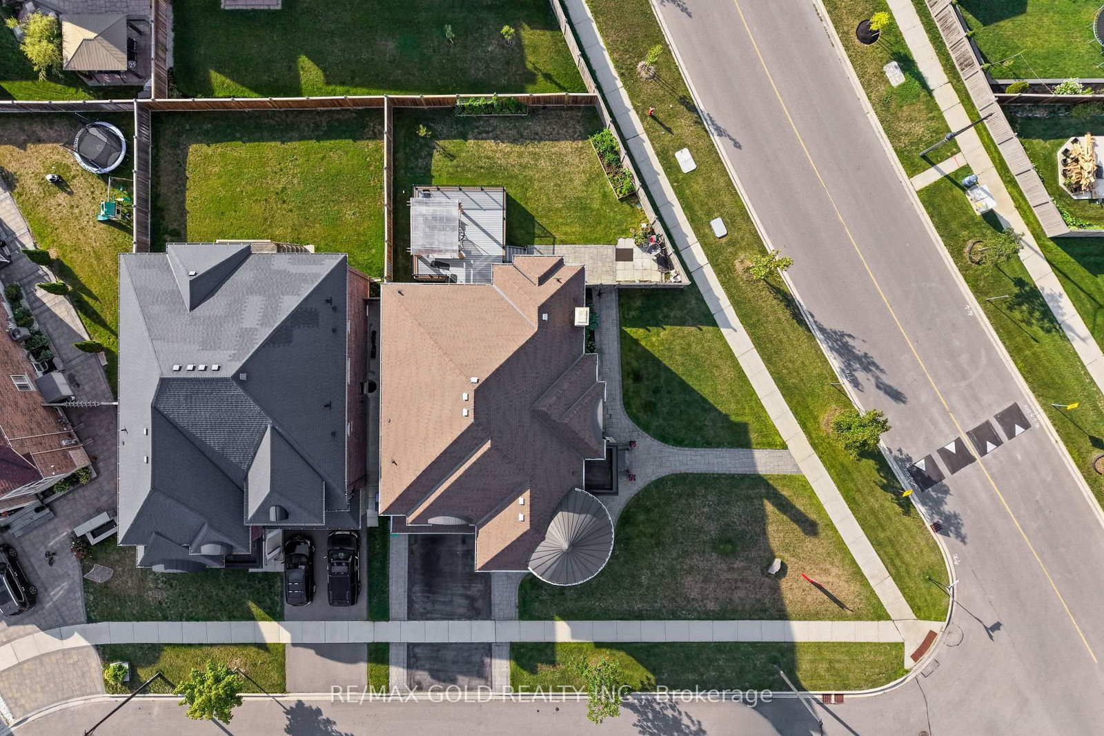 54 Gordon Randle Drive • Brampton, ON photo 39