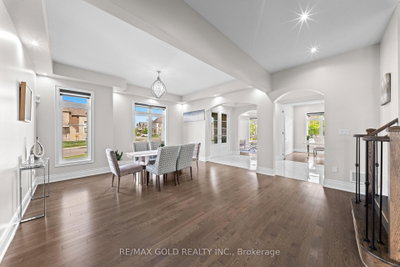 54 Gordon  Randle Drive • Brampton, ON photo 7