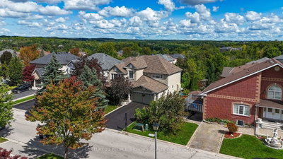 43 Strawberry Hill Court • Caledon, ON photo 3
