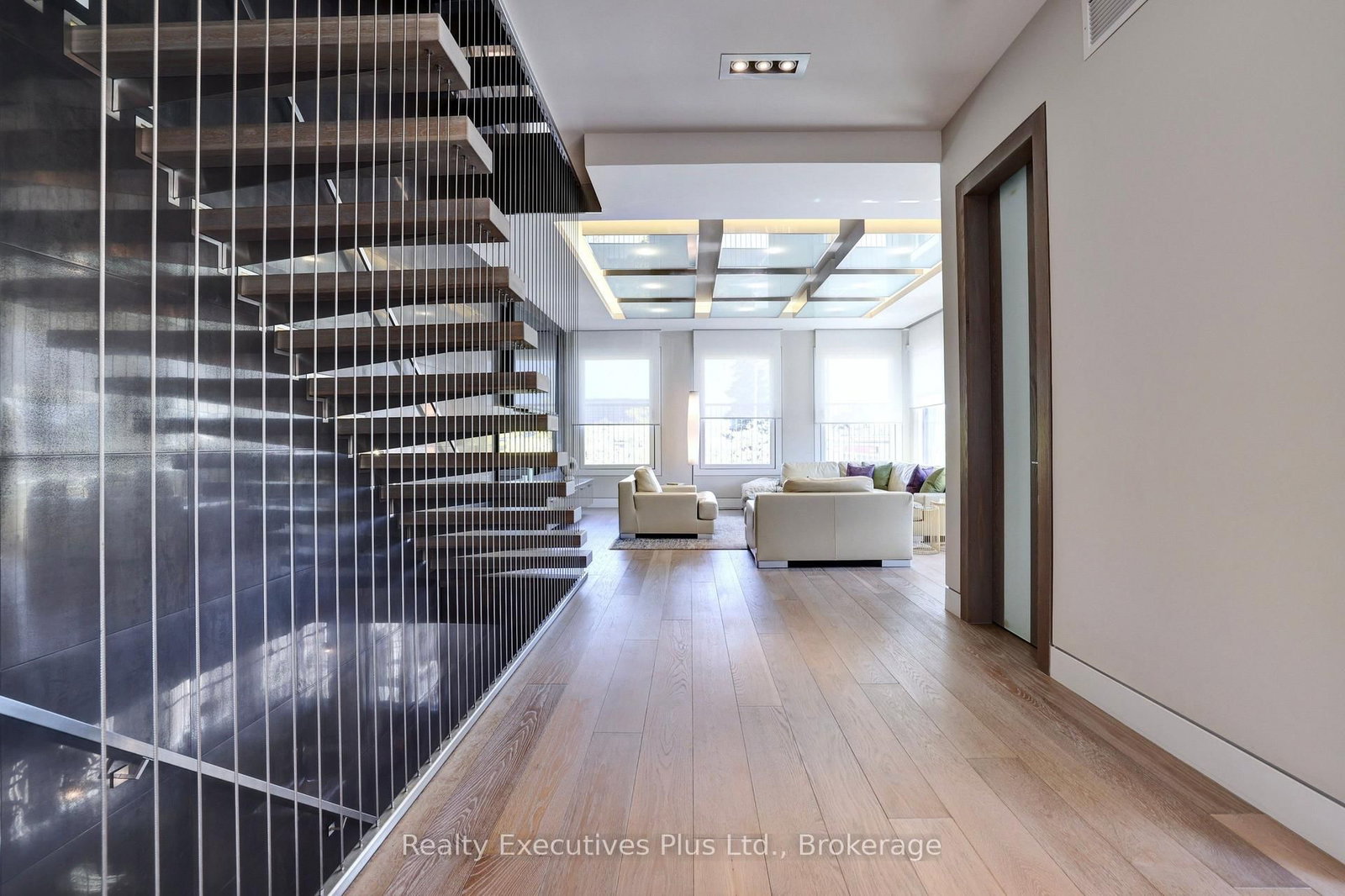 125 George Street • Oakville, ON photo 20