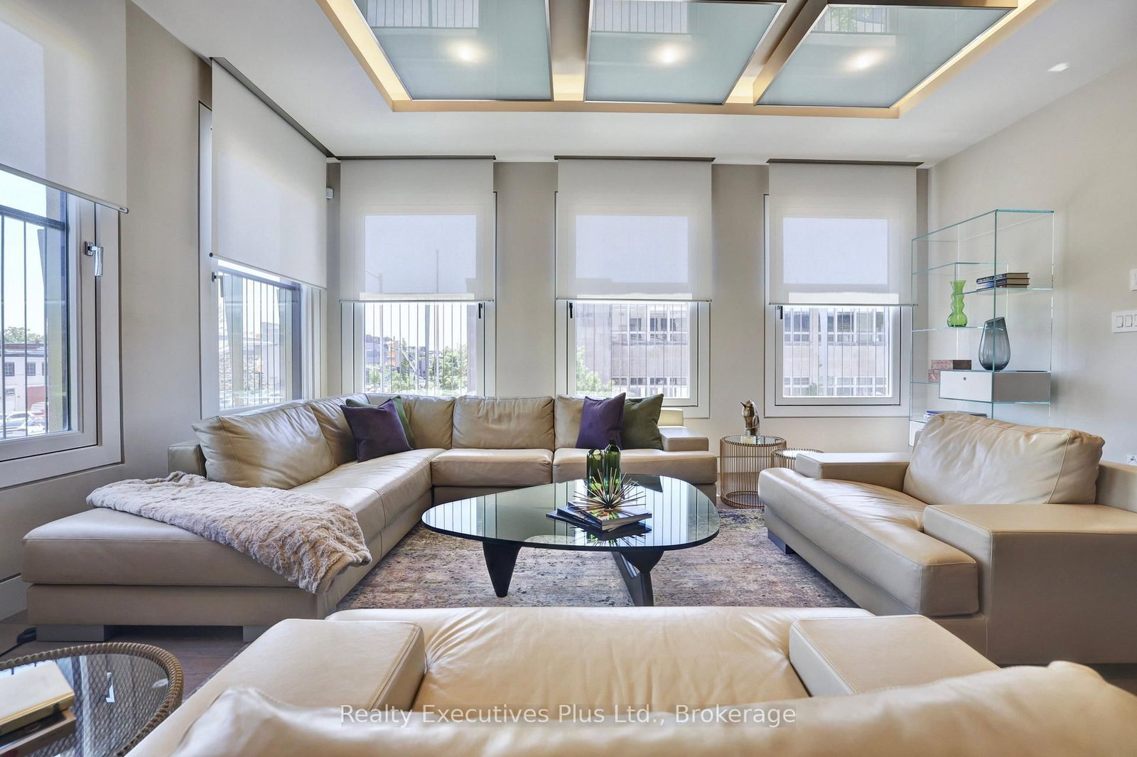 125 George Street • Oakville, ON photo 24
