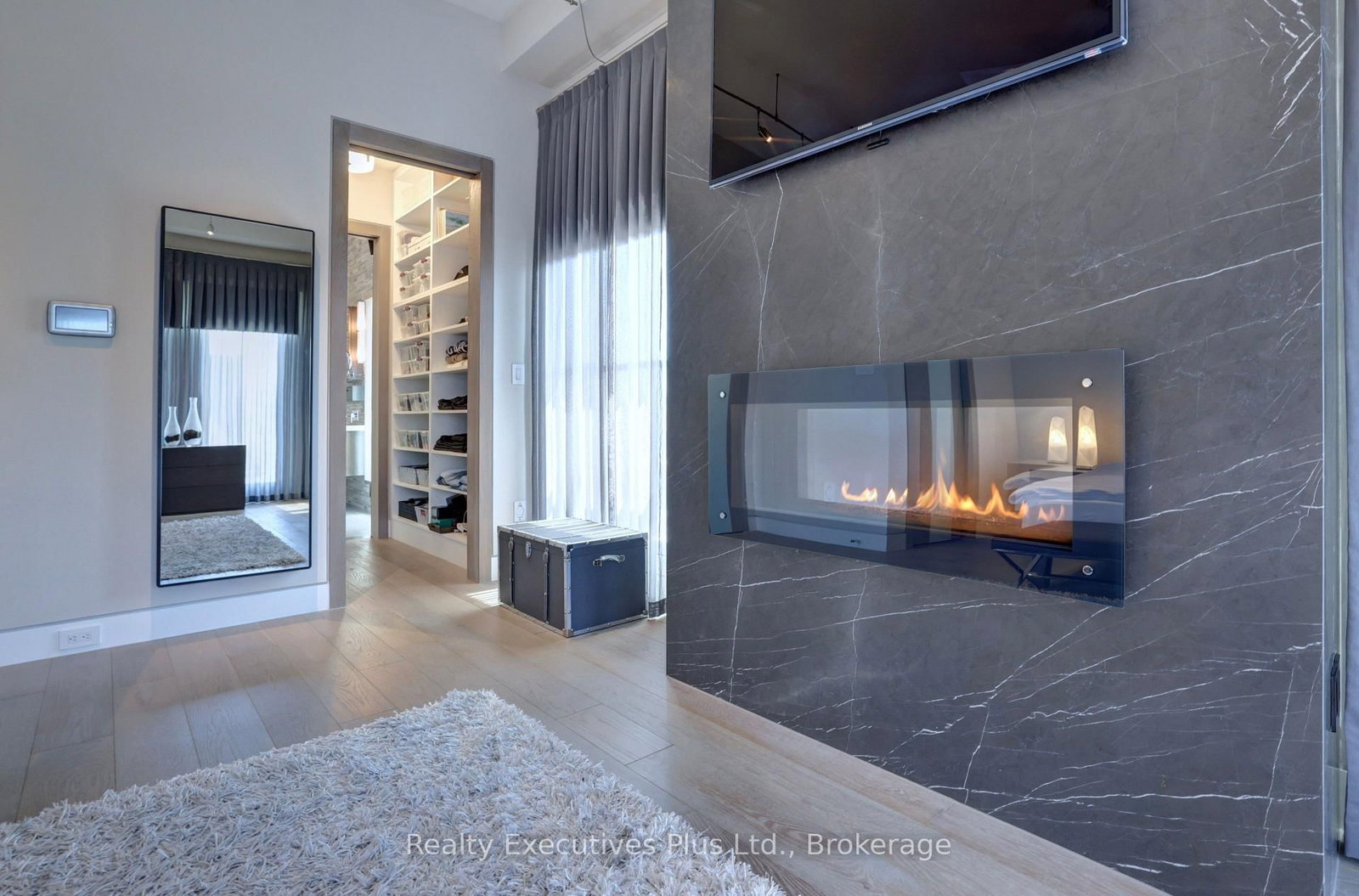125 George Street • Oakville, ON photo 35