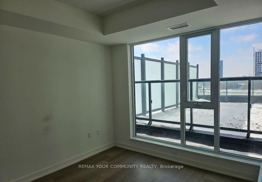 859 The Queensway • #307 • Toronto, ON photo 8