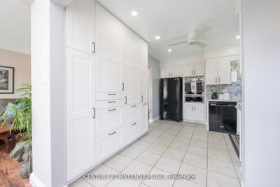 20 Dunblaine Crescent • Brampton, ON photo 8