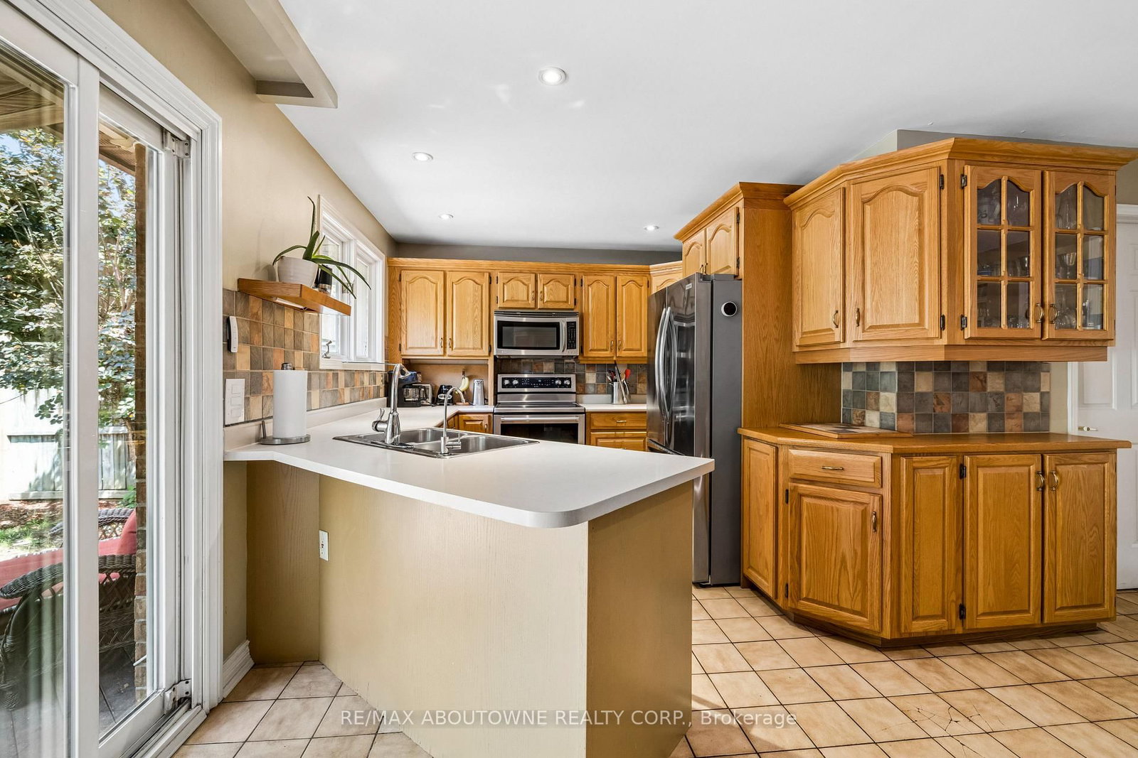 2285 Dunedin Road • Oakville, ON photo 15