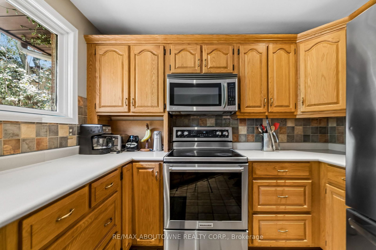 2285 Dunedin Road • Oakville, ON photo 17