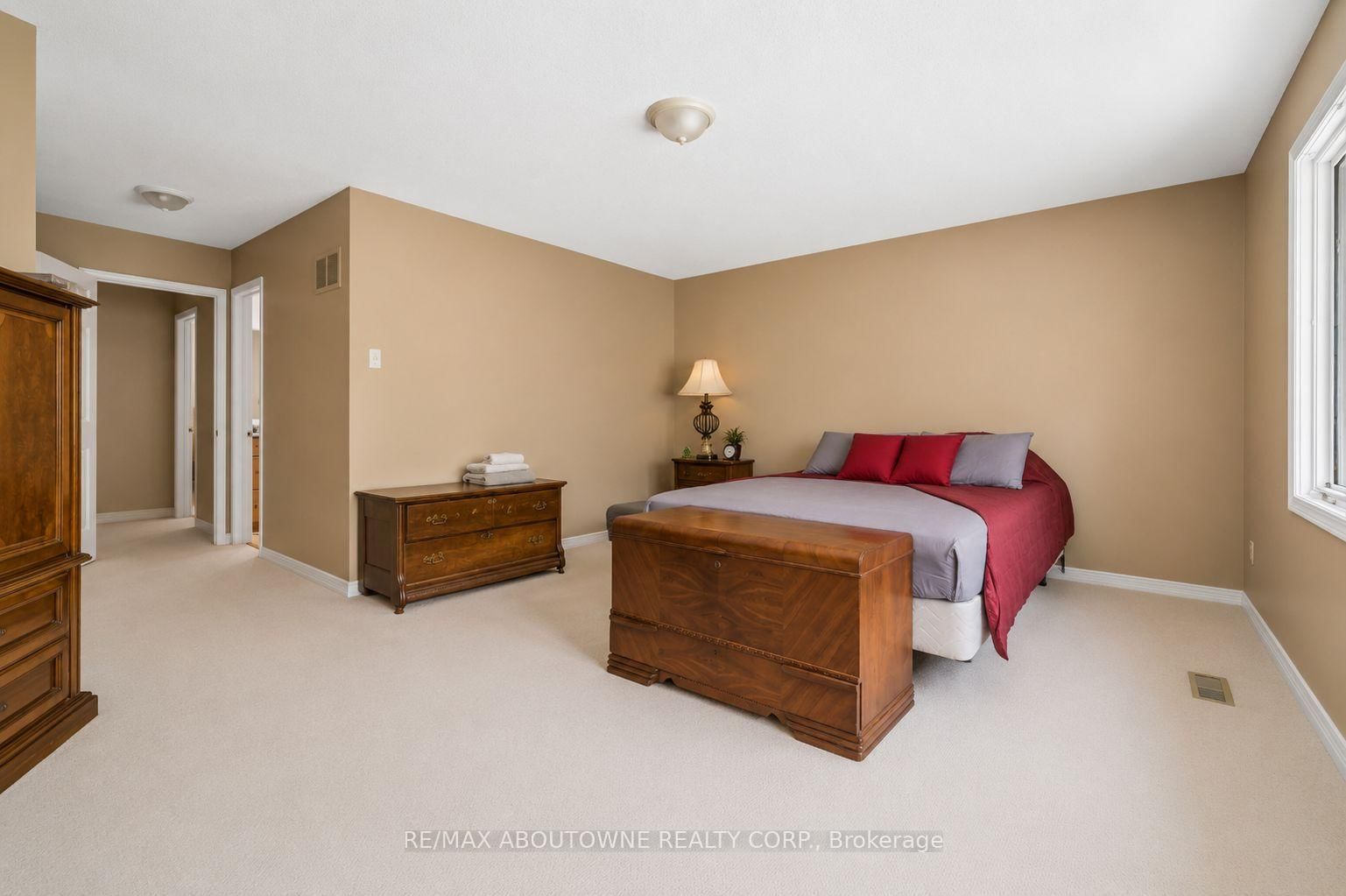 2285 Dunedin Road • Oakville, ON photo 26