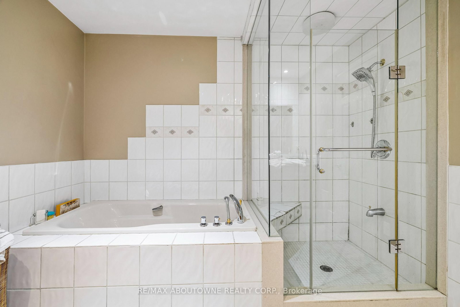 2285 Dunedin Road • Oakville, ON photo 31
